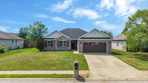 12504 Wayland Ct, Evansville, IN 47725