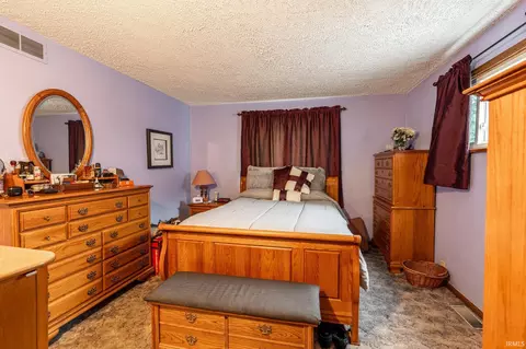 Bedroom - 20 Parkway Dr, Wabash, IN 46992 photo 1 of 3