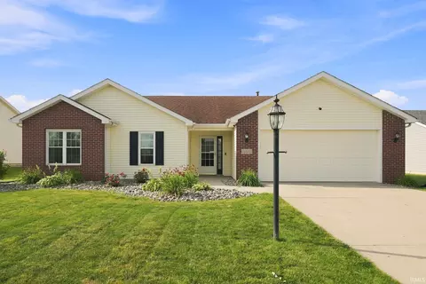 3611 Charger Ct, Fort Wayne, IN 46818