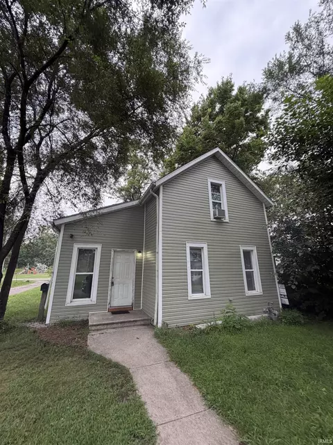 412 W Washington St, Elkhart, IN 46516