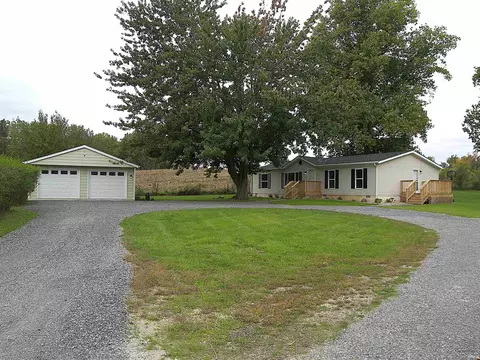 7321 S Caldwell Lake Dr, Claypool, IN 46510