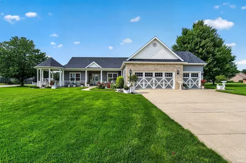 30295 Copperwoods Dr, Granger, IN 46530