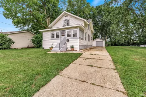 1614 Grant St, Elkhart, IN 46514
