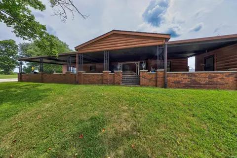 110 W Fletchall St, Poseyville, IN 47633