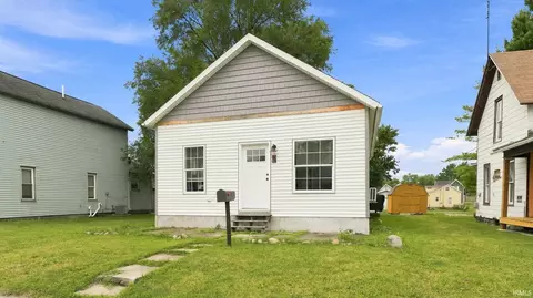 504 N Randolph St, Garrett, IN 46738