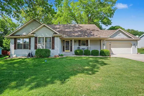 26391 Traders Post Ln, South Bend, IN 46619