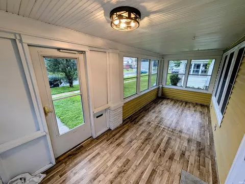 Exterior - 827 Ewing Ave, South Bend, IN 46613 photo 3 of 11