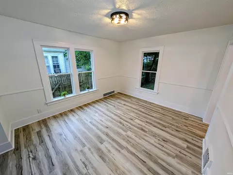 Other - 827 Ewing Ave, South Bend, IN 46613 photo 2 of 12