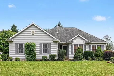 1458 Rutland Ct, Winona Lake, IN 46590