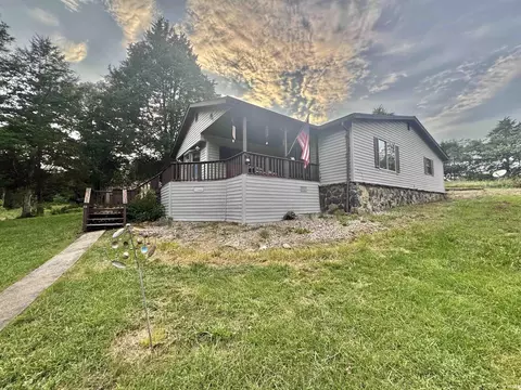 3105 Mount Pleasant Rd, Bedford, IN 47421
