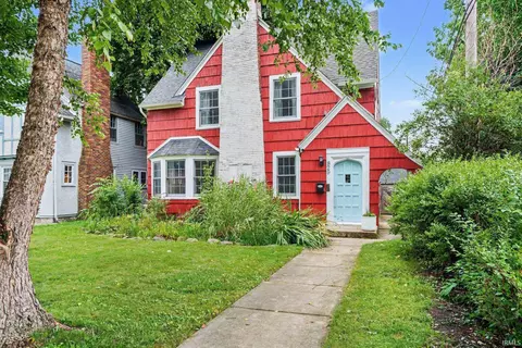 829 E Woodside St, South Bend, IN 46614