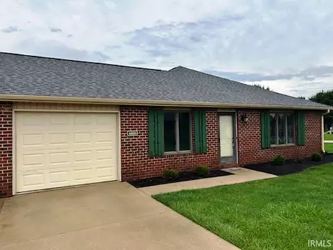 4810 E Heritage Cir, Muncie, IN 47303