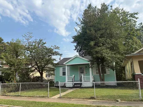 1011 Jefferson Ave, Evansville, IN 47714
