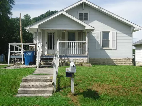1813 11th St, Bedford, IN 47421