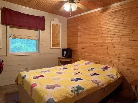 Bedroom - 1175 Us Hwy 50 W, Mitchell, IN 47446 photo 1 of 2