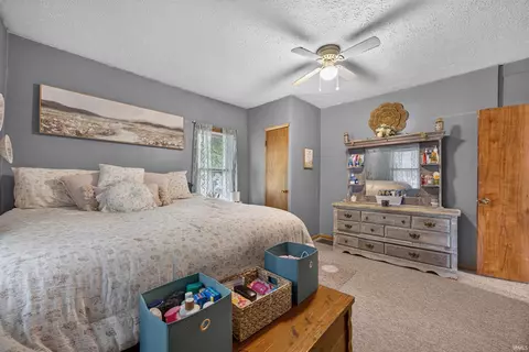 Bedroom - 1556 Rabbitsville Rd, Mitchell, IN 47446 photo 3 of 5