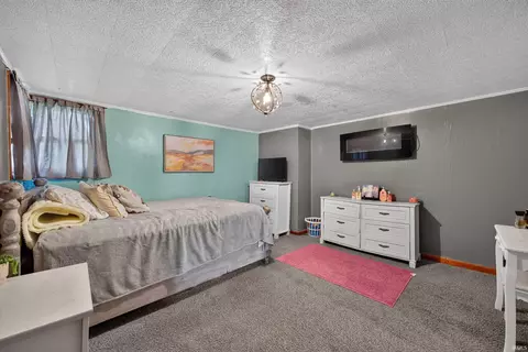 Bedroom - 1556 Rabbitsville Rd, Mitchell, IN 47446 photo 4 of 5