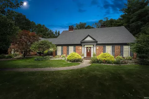 1441 Garland Cir, South Bend, IN 46614
