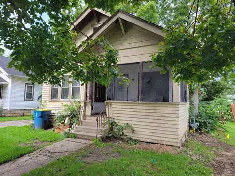 905 S Indiana Ave, Auburn, IN 46706