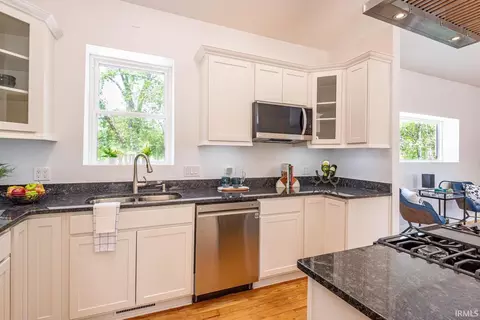 Kitchen - 7425 S Harmony Rd, Bloomington, IN 47403 photo 1 of 2