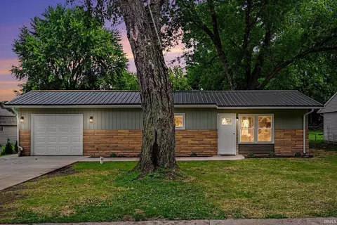2508 Westside Dr, Warsaw, IN 46580