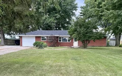 1208 S State Road 213, Tipton, IN 46072