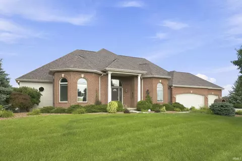 351 Stillwater Dr, Bluffton, IN 46714