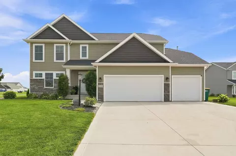 1068 Matteoti Ct, Fort Wayne, IN 46818