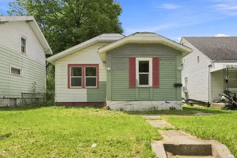 4115 Reed St, Fort Wayne, IN 46806