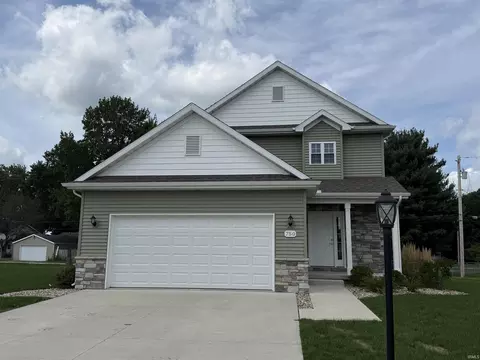 750 Knott Ct, Plymouth, IN 46563