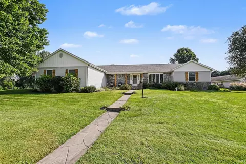 59717 Baneberry Trl, South Bend, IN 46614