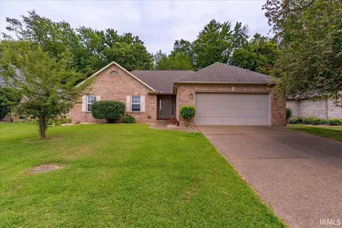 148 Alexandria Dr, Newburgh, IN 47630