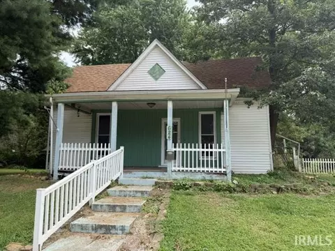 624 S 9th St, Mitchell, IN 47446