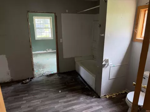 116 W Grissom Ave, Mitchell, IN 47446 photo 5