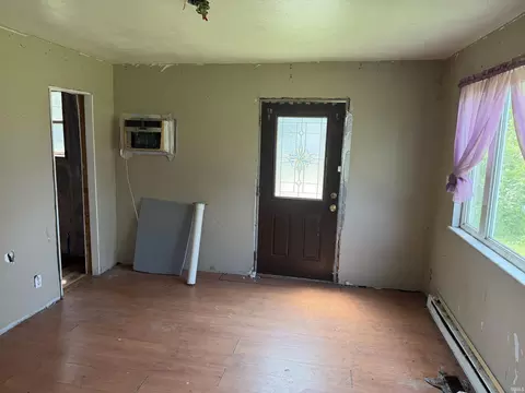 116 W Grissom Ave, Mitchell, IN 47446 photo 3