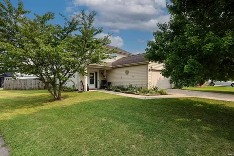 8605 Hempford Dr, Fort Wayne, IN 46819