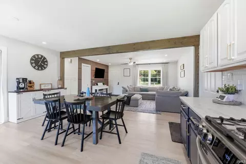Dining - 9170 E Division Rd, Knox, IN 46534 photo 1 of 1