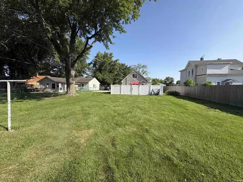 322 E Arnold St, Bluffton, IN 46714 photo 17
