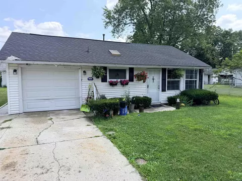 902 Denver St, Elkhart, IN 46516