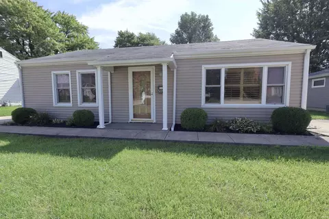509 S Oak St, Winchester, IN 47394