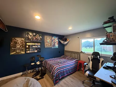 Bedroom - 206 E Anstett Dr, Fowler, IN 47944 photo 3 of 3