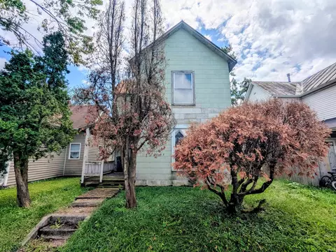 123 W South A St, Gas City, IN 46933