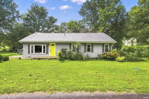 1426 S State Road 135 Rd, Nashville, IN 47448