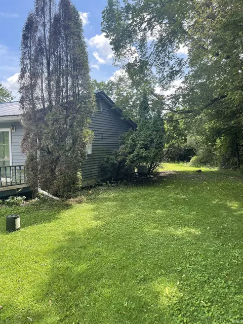 Exterior - 4514 E Old State Road 24 St, Lagro, IN 46941 photo 3 of 6