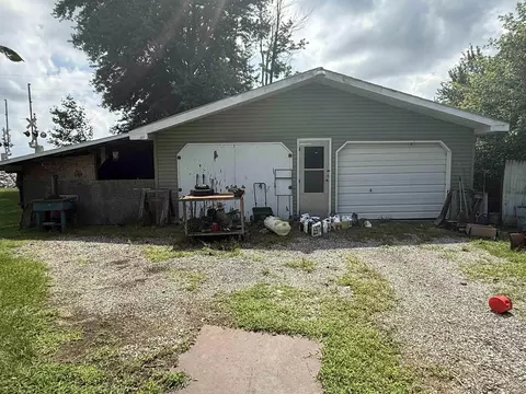 Exterior - 996 E 900 N, Burrows, IN 46916 photo 2 of 6