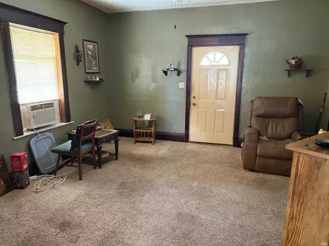 Living - 996 E 900 N, Burrows, IN 46916 photo 2 of 2