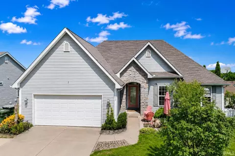 2411 Cranston St, South Bend, IN 46614