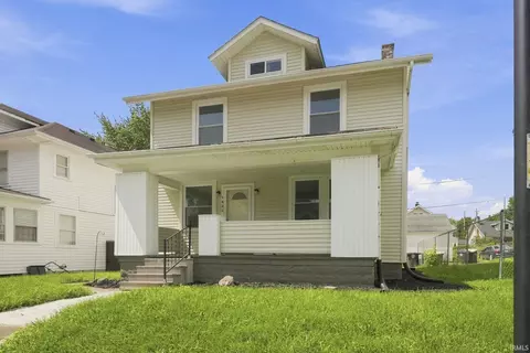 1623 Kelly Dr, Fort Wayne, IN 46808