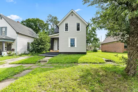 2817 John St, Fort Wayne, IN 46806