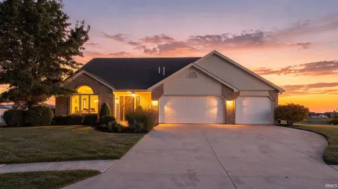 12303 Cliff View Ct, Fort Wayne, IN 46818